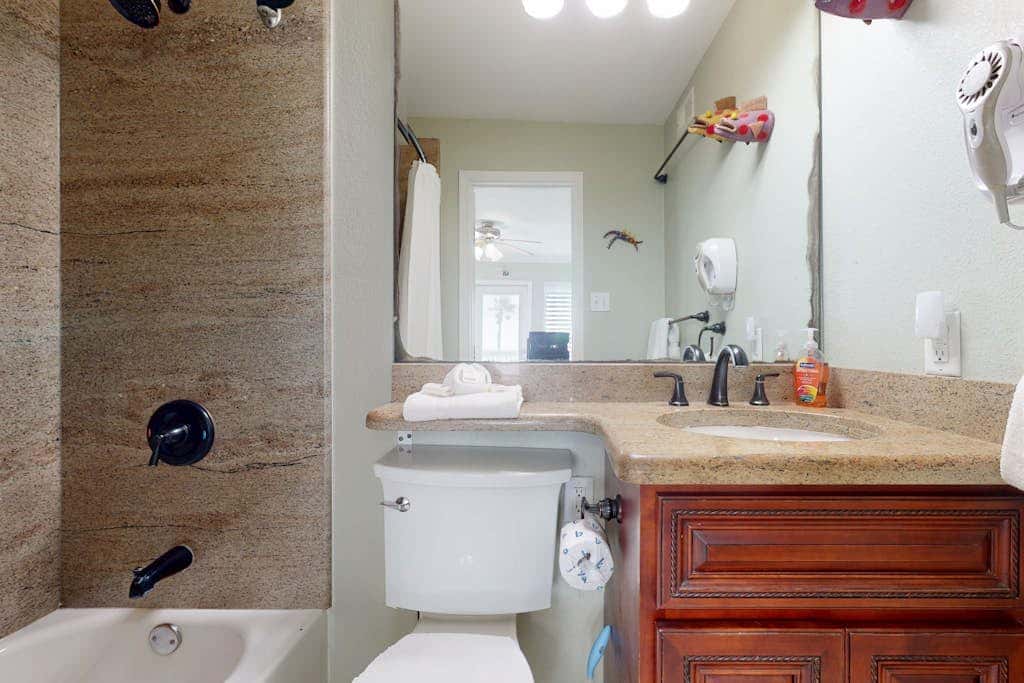 Seascape Condos - A SeaScape Paradise #1101