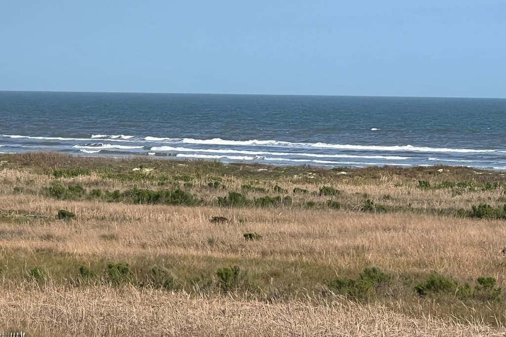 Sunset Estuary - Bay Views, Heated Pool & Hot Tub