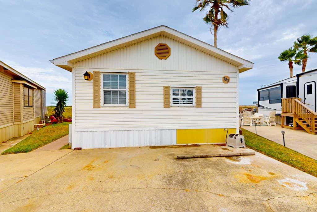 Long Island Village 790 W Oyster Drive Bungalow