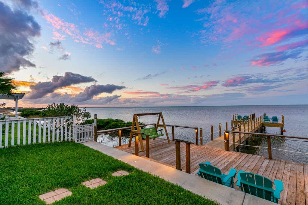 Bayfront Home with Shared Pool, Dock, Balcony, Playground and Washer/Dryer