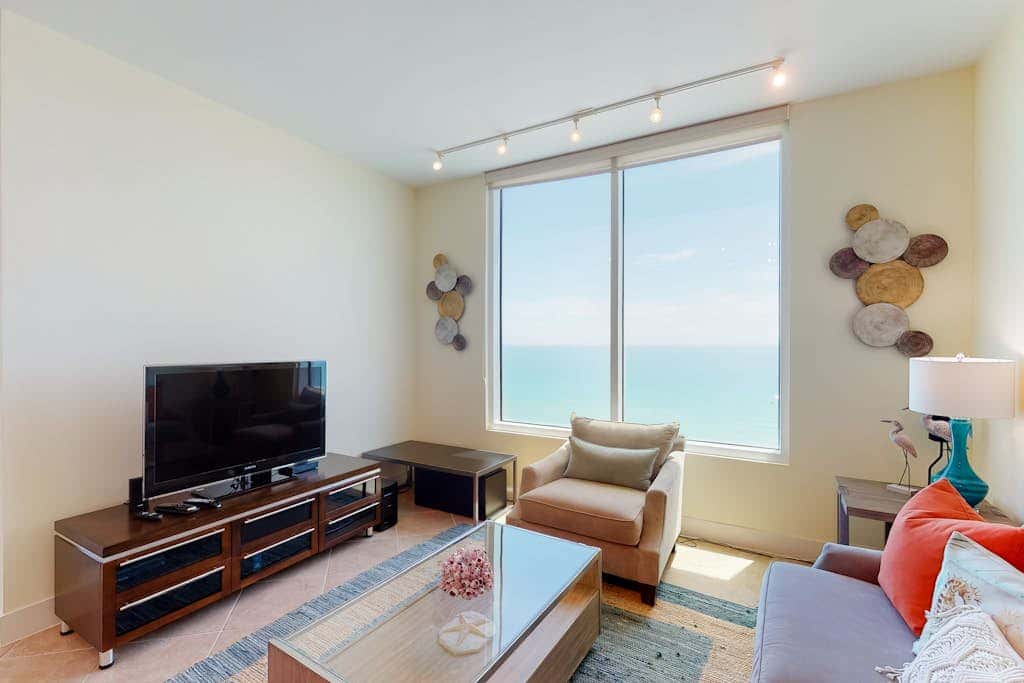 Sapphire Condominiums #2701