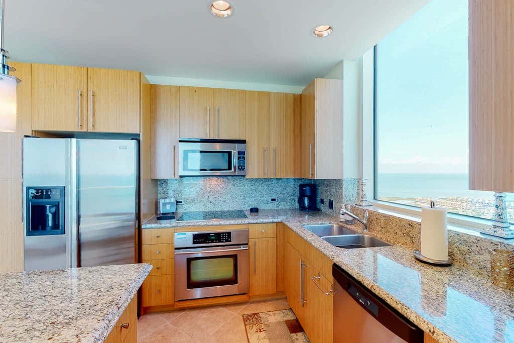 Sapphire Condominiums #2701