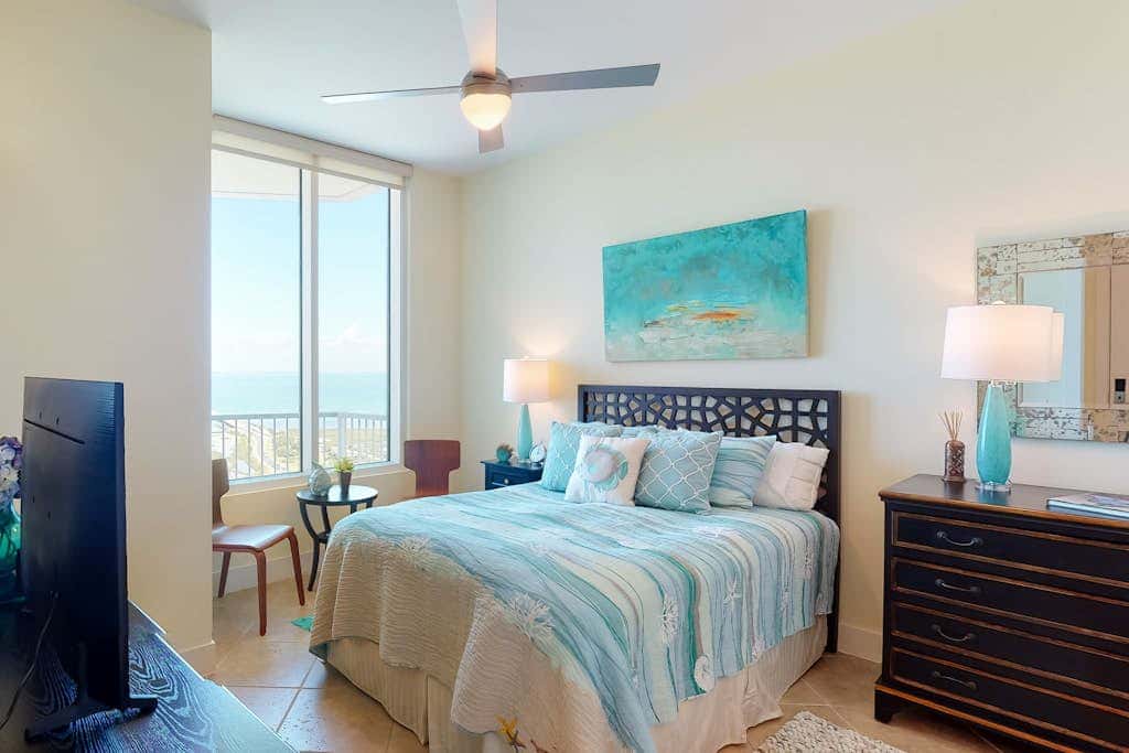 Sapphire Condominiums #2701
