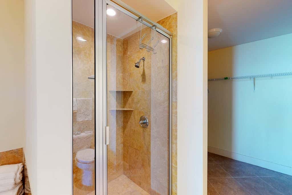 Sapphire Condominiums #2701