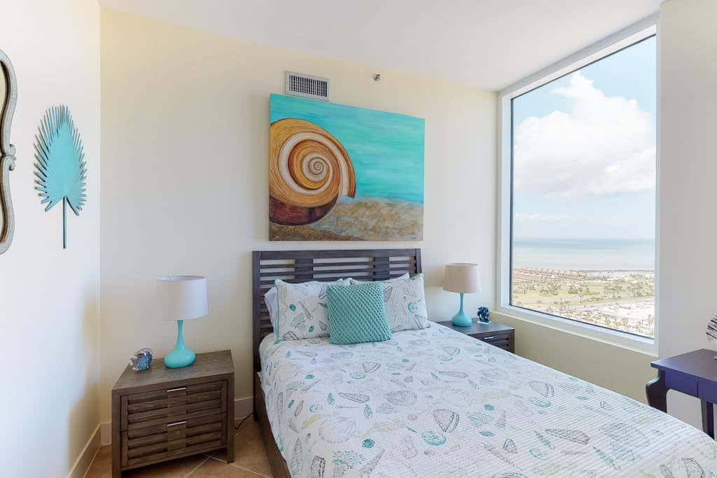 Sapphire Condominiums #2701