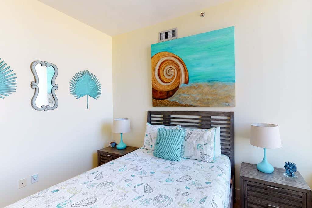 Sapphire Condominiums #2701