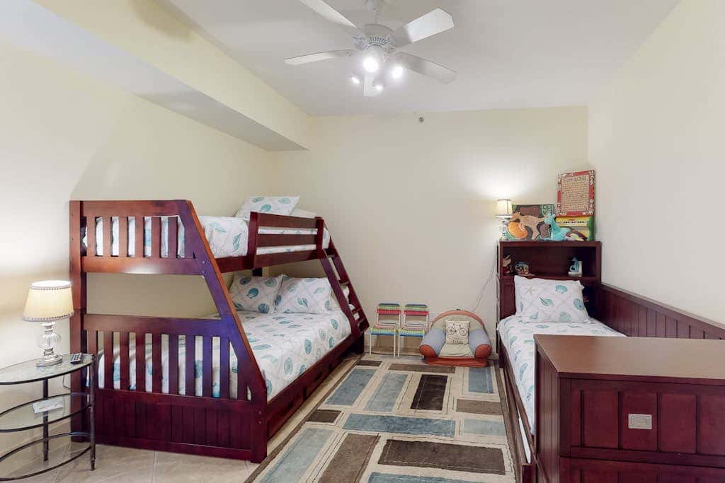Sapphire Condominiums #2701