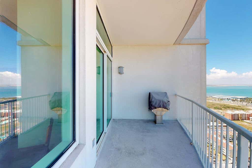 Sapphire Condominiums #2701