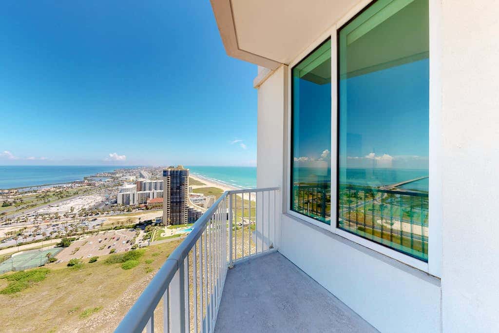 Sapphire Condominiums #2701