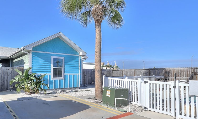 Bright, dog-friendly townhome with free wifi and a private yard - near the water