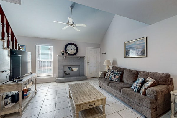 Dog-friendly condo with WiFi - minutes from beach