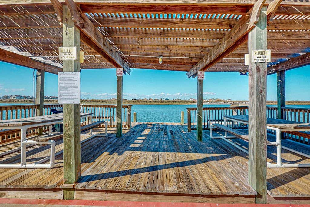 Leeward Cove B4 - Pool & Bay Views, Dogs Welcome