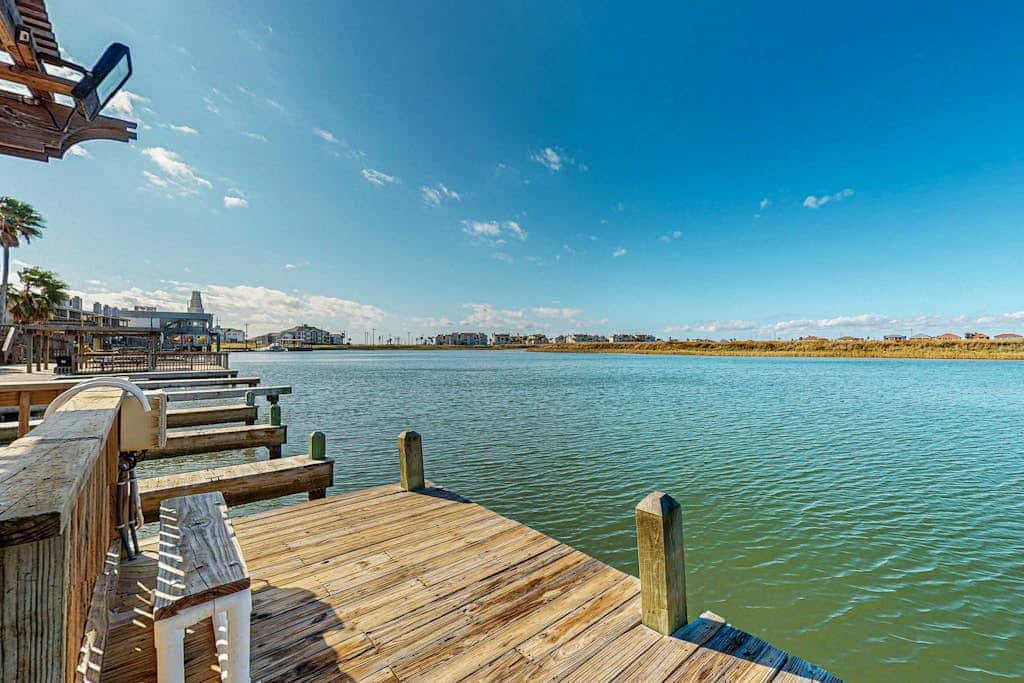 Leeward Cove B4 - Pool & Bay Views, Dogs Welcome