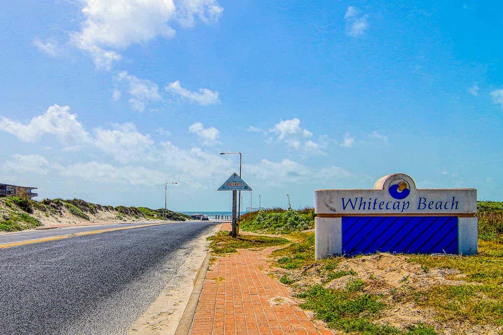 Leeward Cove B4 - Pool & Bay Views, Dogs Welcome
