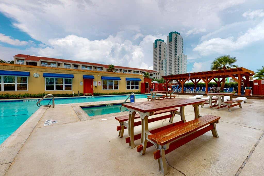 Gulfview I #312 - Ocean View, Hot Tub & Dogs OK