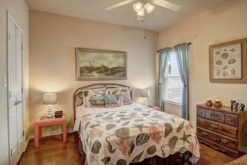 Palm Bay 307 - Heated Pool, Walk to the Beach