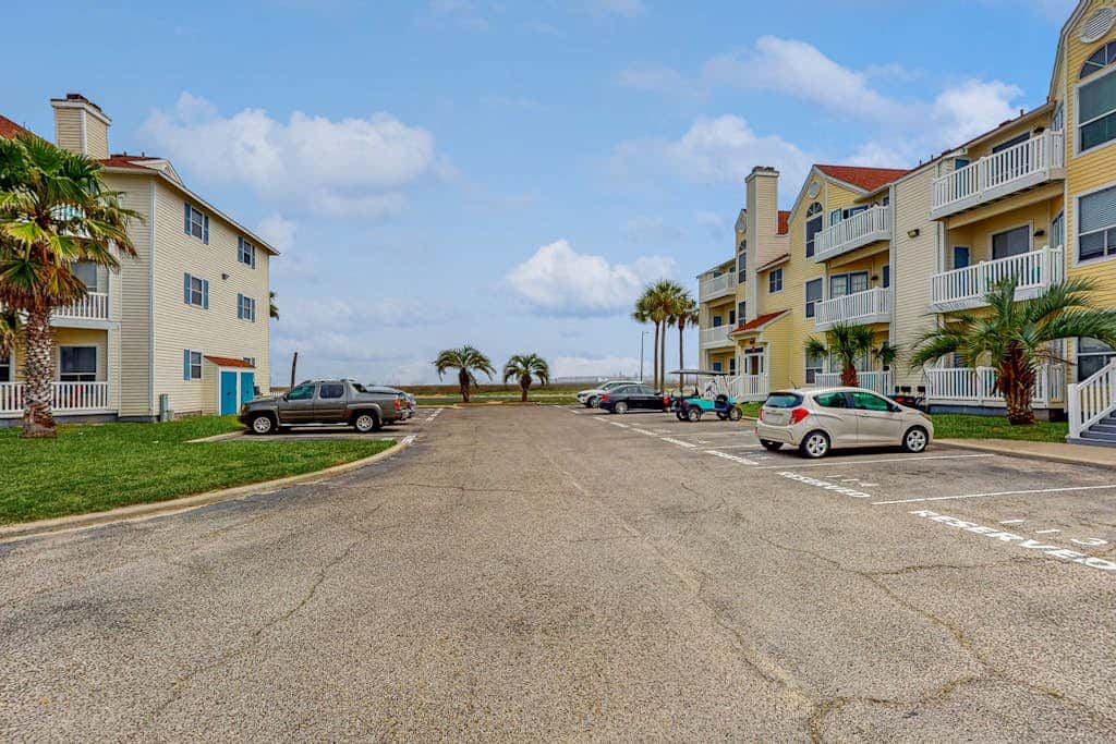 Beach Club 280