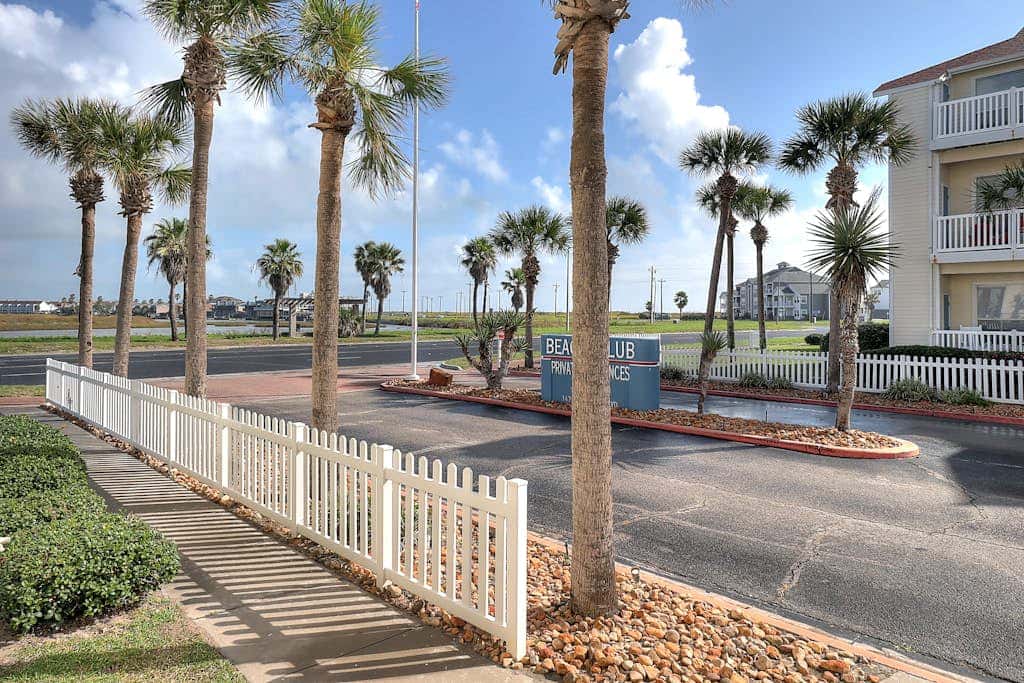 Beach Club 127 - Heated Pool, Hot Tub & Sauna