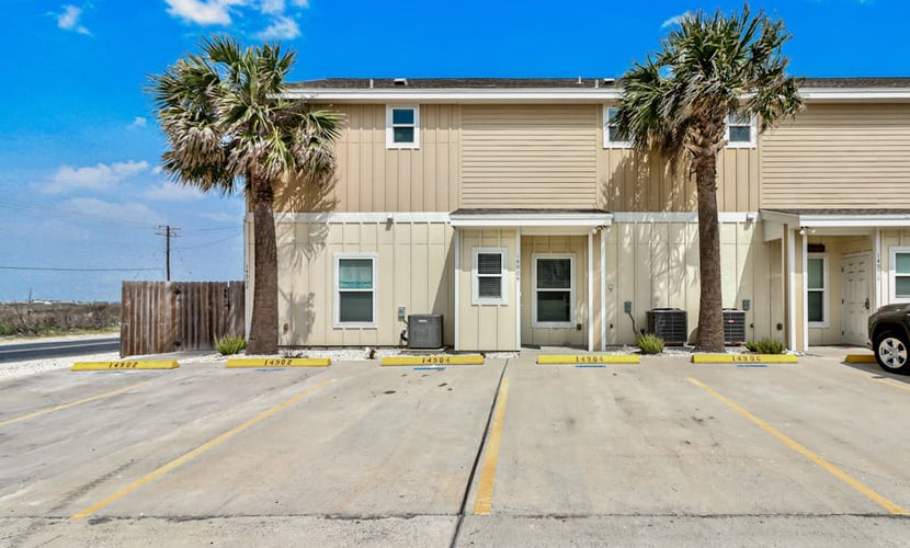 Water view townhome with pool & private balcony - walk to beach & jetty
