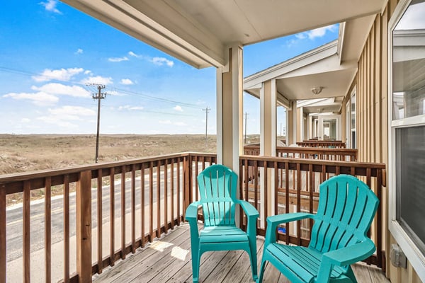 Water view townhome with pool & private balcony - walk to beach & jetty