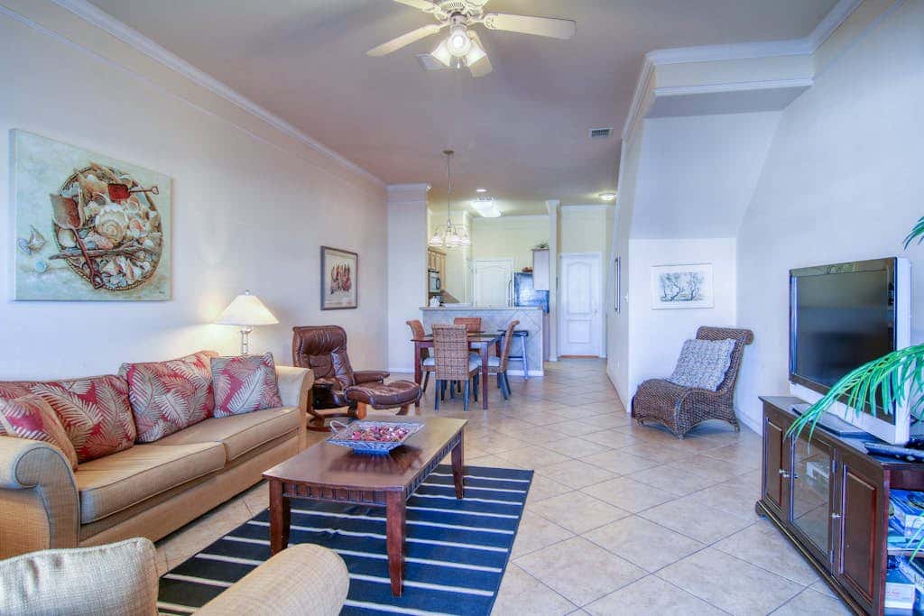 Palm Bay 202 - Heated Pool, BBQ & Beach Access