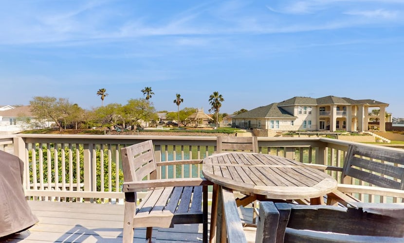 Canal-Front Condo in Puente Vista | Boat Dock, Pool, 3 Kayaks & 3 SUP Boards