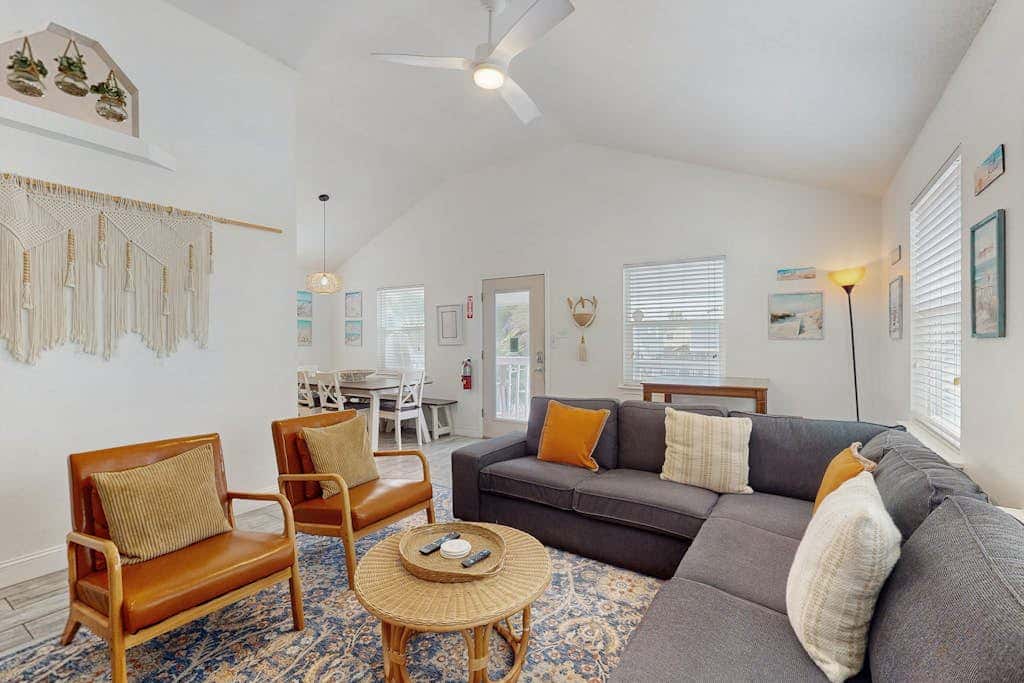 Surf Inn - Under New Ownership