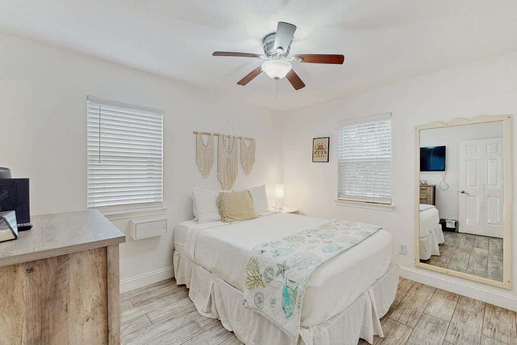 Surf Inn - Under New Ownership