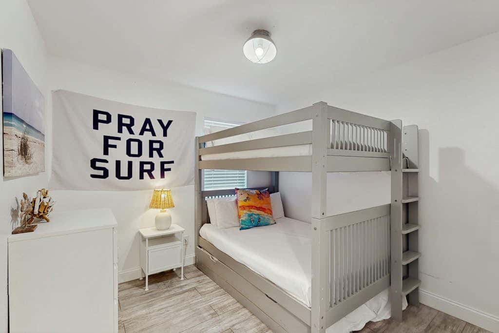 Surf Inn - Under New Ownership