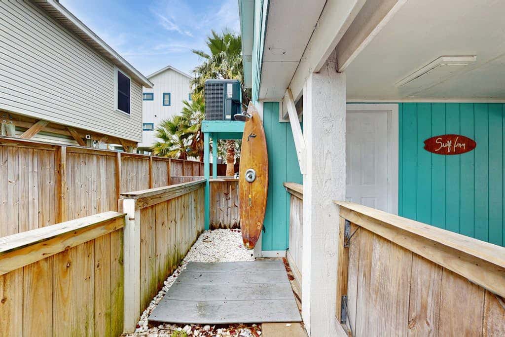 Surf Inn - Under New Ownership