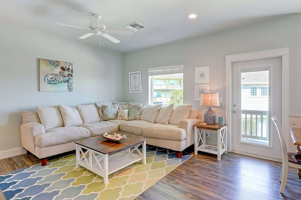 Beachy Keen - Dog-Friendly with Shared Pool