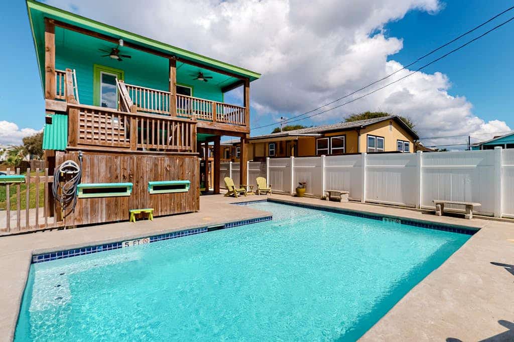 Down By The Sea - Private Pool, Downtown Port A