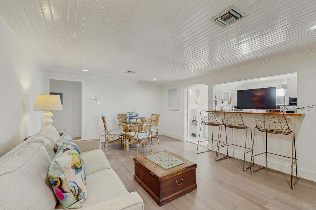 El Cerrito Place - Unit B