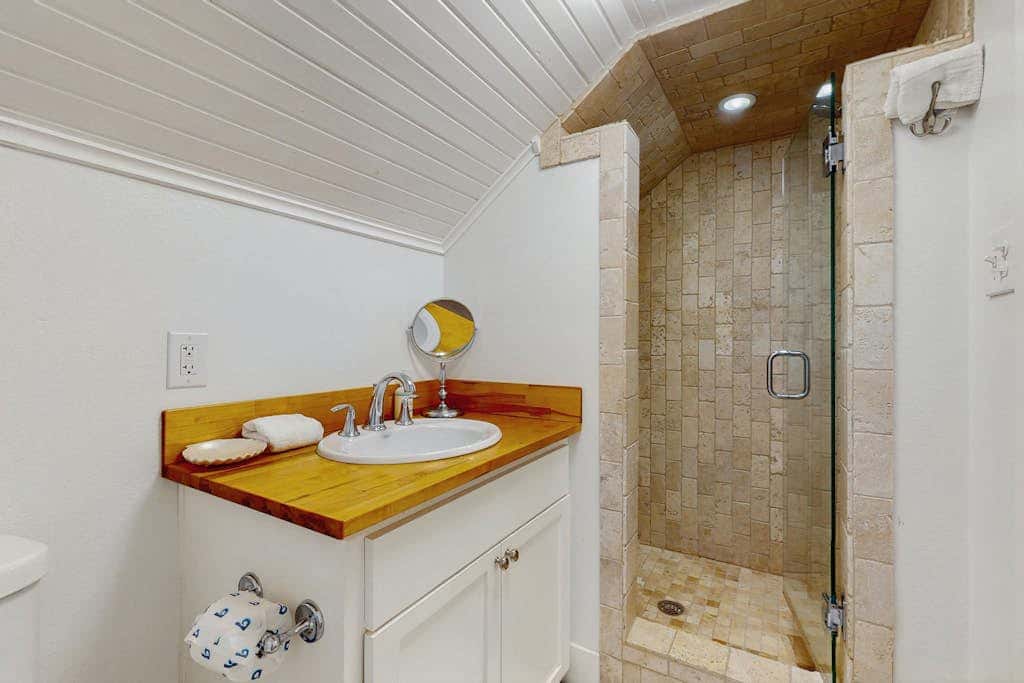 El Cerrito Place - Unit B