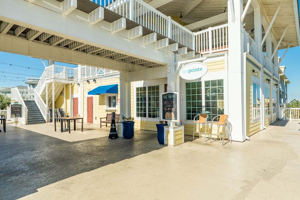 Pointe West Resort - Beach Retreat