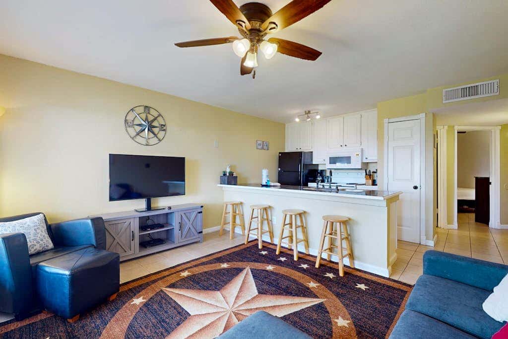 Maravilla Condos - Lonestar Oceanview Villa 1
