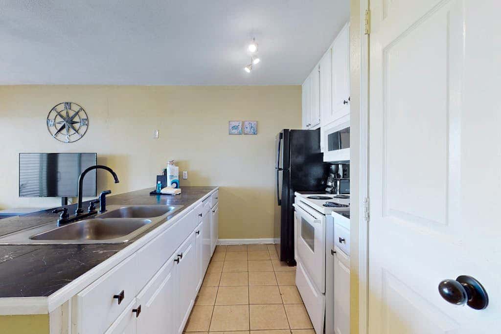Maravilla Condos - Lonestar Oceanview Villa 1