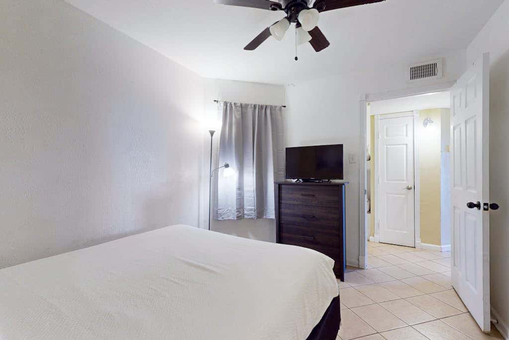 Maravilla Condos - Lonestar Oceanview Villa 1