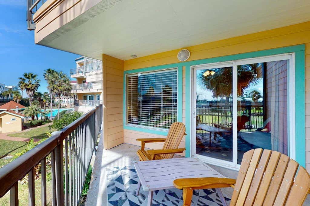 Maravilla Condos - Lonestar Oceanview Villa 1