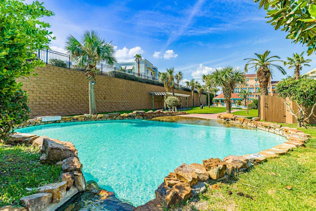 Maravilla Condos - Lonestar Oceanview Villa 1