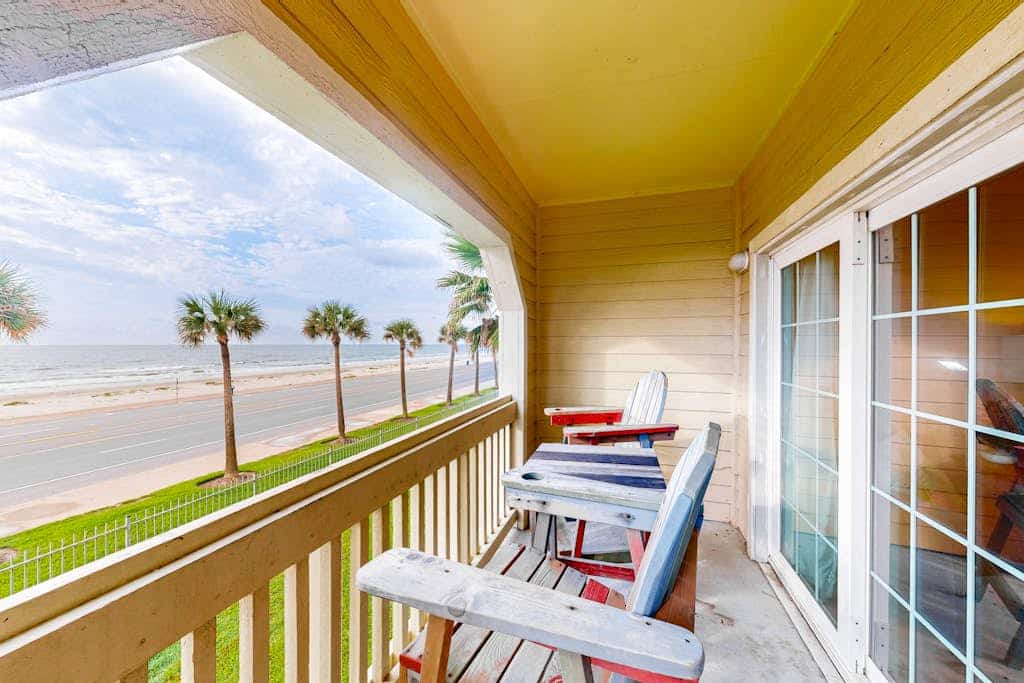 Dawn Beach Condominiums #1021