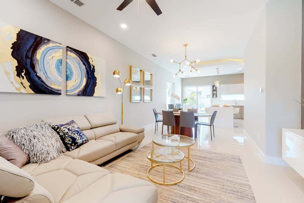 Dolphin Beach House - Private Pool & Fenced Yard