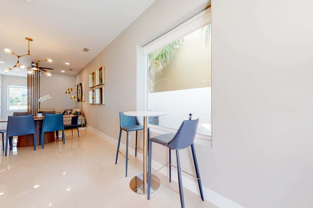 Dolphin Beach House - Private Pool & Fenced Yard