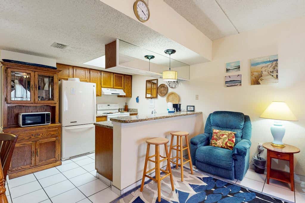 Ventura Condominiums #101