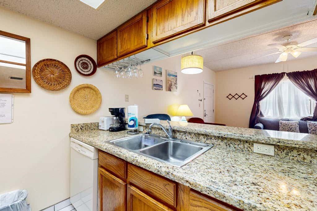 Ventura Condominiums #101