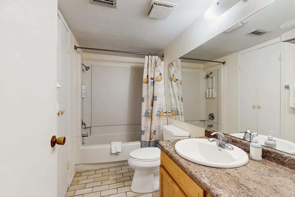 Suntide II Condominiums #108
