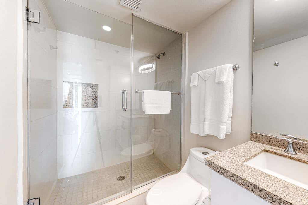 Solare Tower 705 - Gulf-Front, Ocean Views & Pool