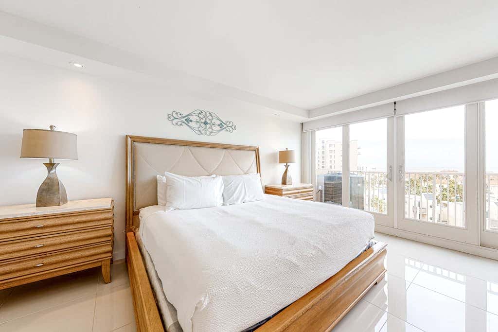 Solare Tower 705 - Gulf-Front, Ocean Views & Pool
