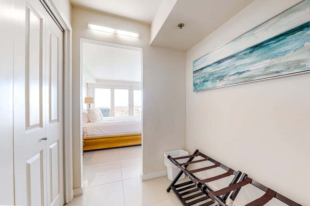 Solare Tower 705 - Gulf-Front, Ocean Views & Pool