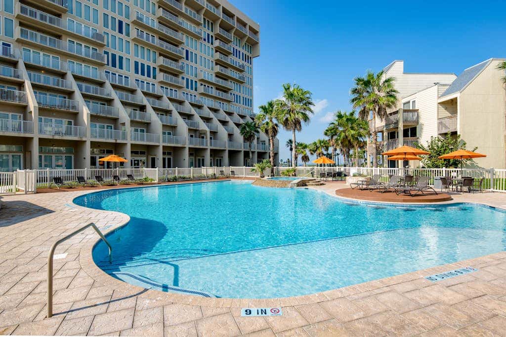 Solare Tower 705 - Gulf-Front, Ocean Views & Pool